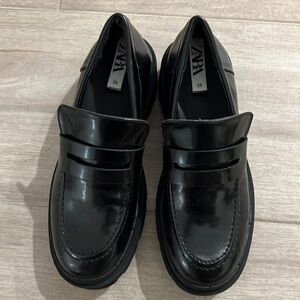 Zara black loafer shoes